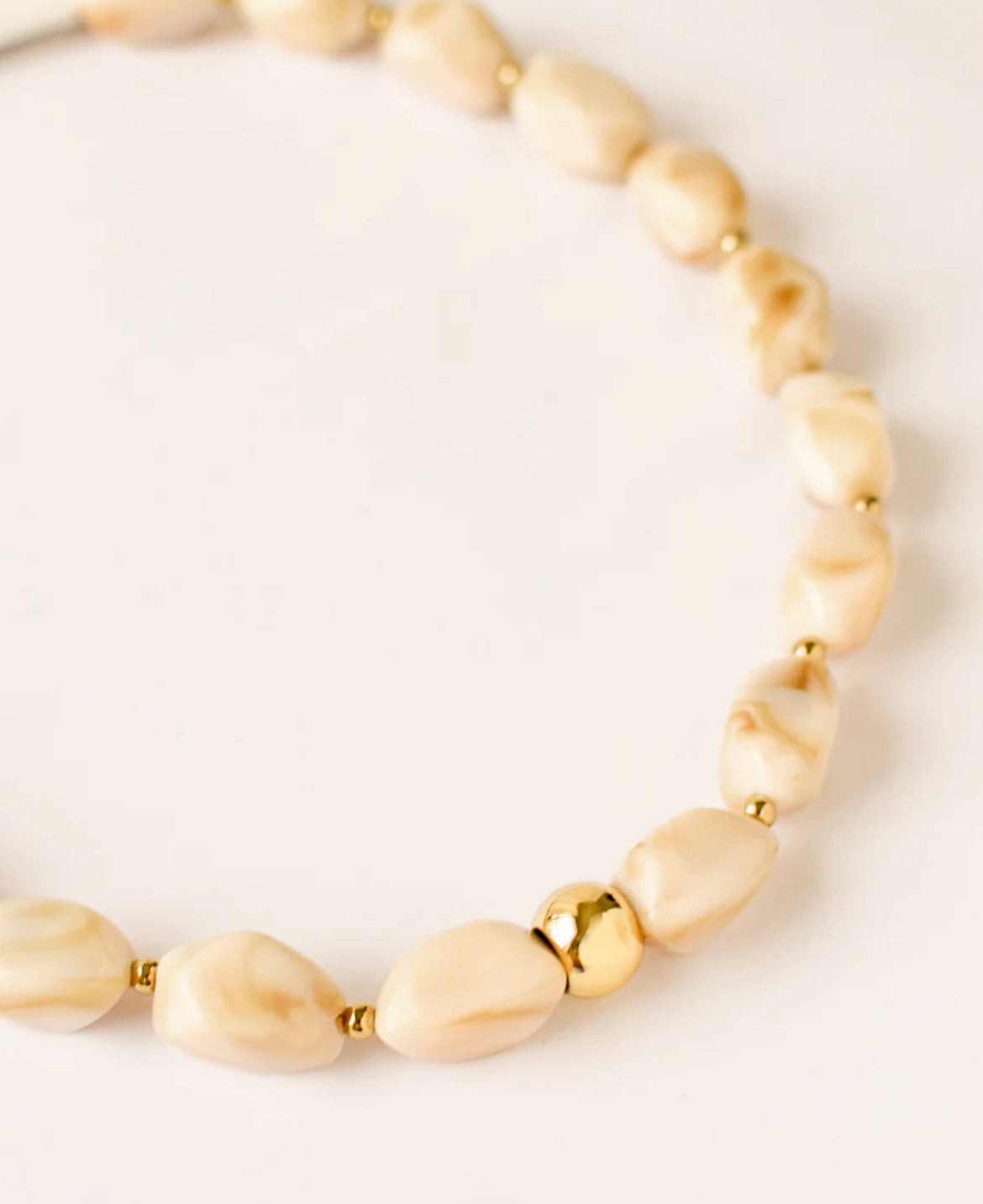 Collier Calista beige